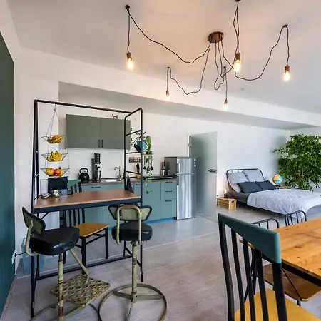 Daire Altstadtjuwel Mit Loft Charme - Netflix